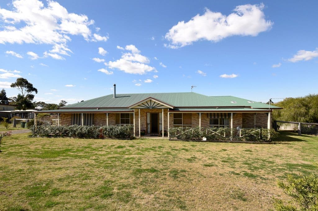 22 Clifford Street, Meringandan West QLD 4352, Meringandan West - Image 1