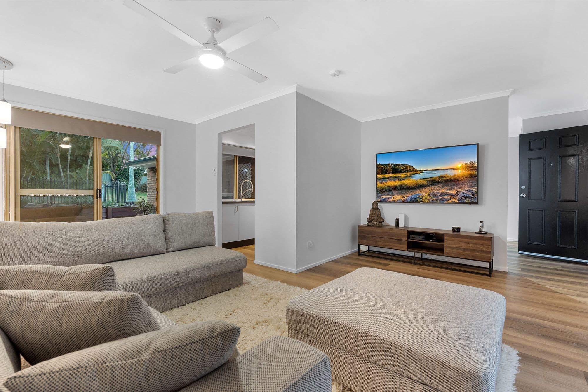 72 Cramer Boulevard, Mount Warren Park QLD 4207, Mount Warren Park - Thumbnail 4