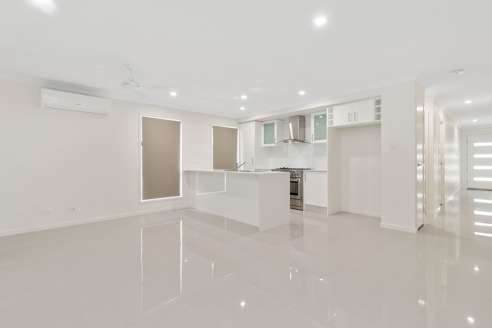 21 Fiennes Road, Logan Reserve QLD 4133, Logan Reserve - Thumbnail 3