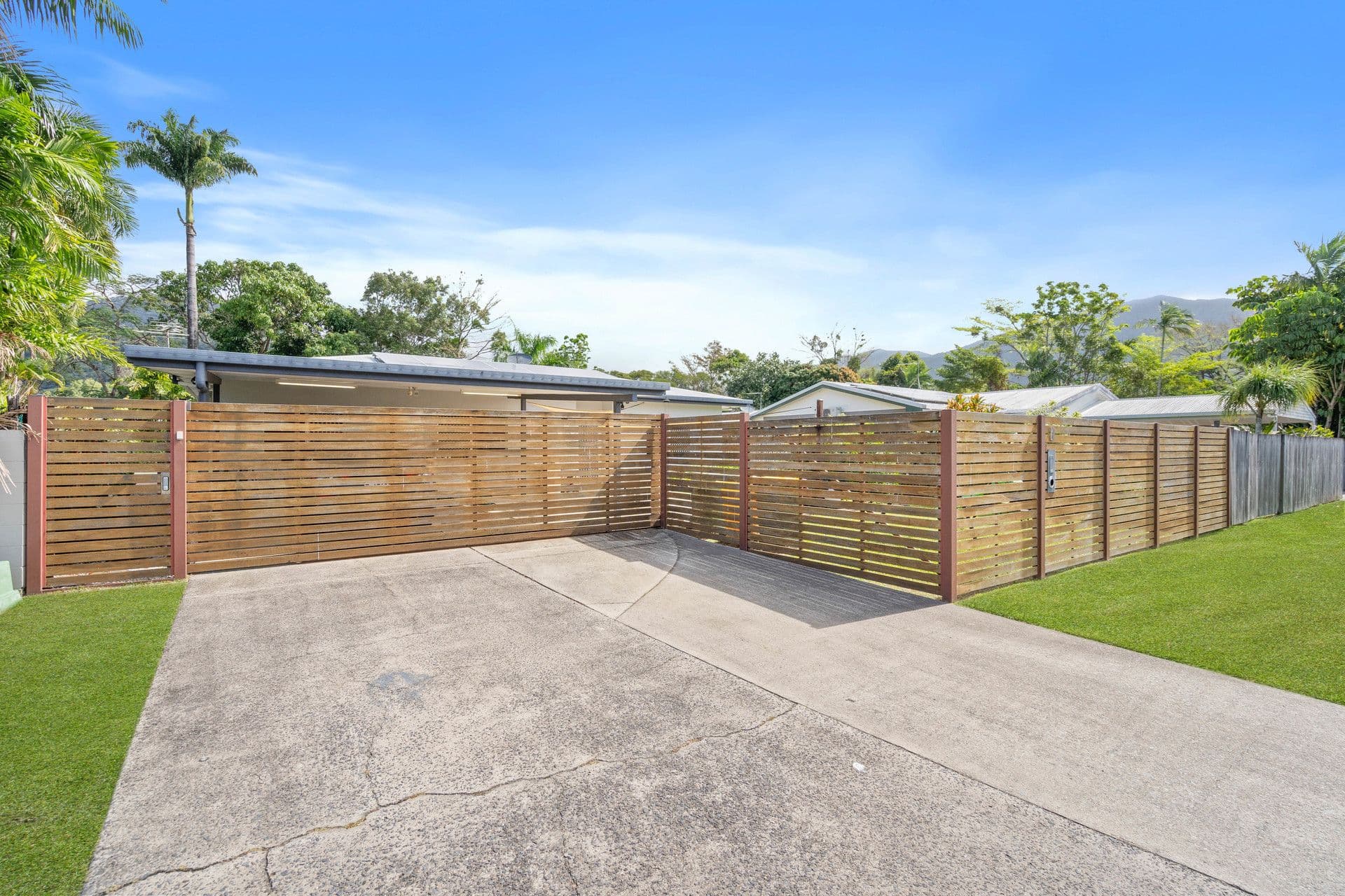 7 Gallo Close, Brinsmead QLD 4870, Brinsmead - Thumbnail 2