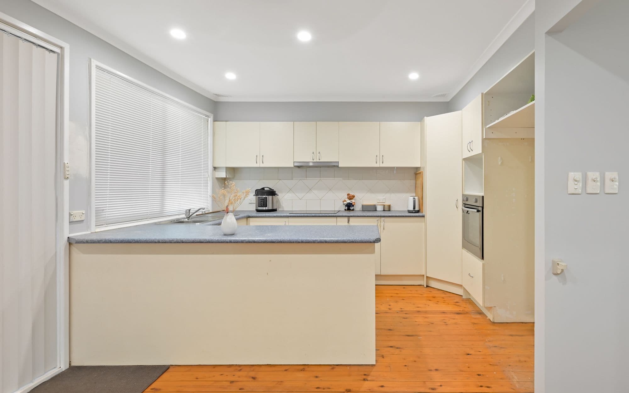 3 Rosevale Place, Narellan NSW 2567, Narellan - Thumbnail 3
