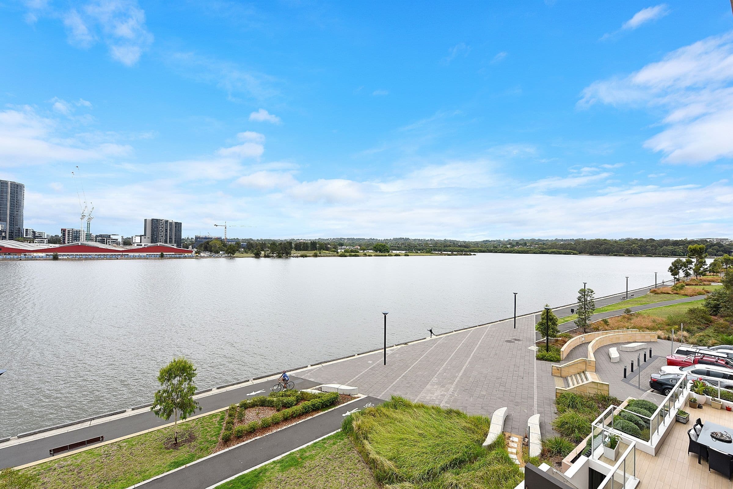 4 PEAKE Avenue, Rhodes NSW 2138, Rhodes - Thumbnail 3