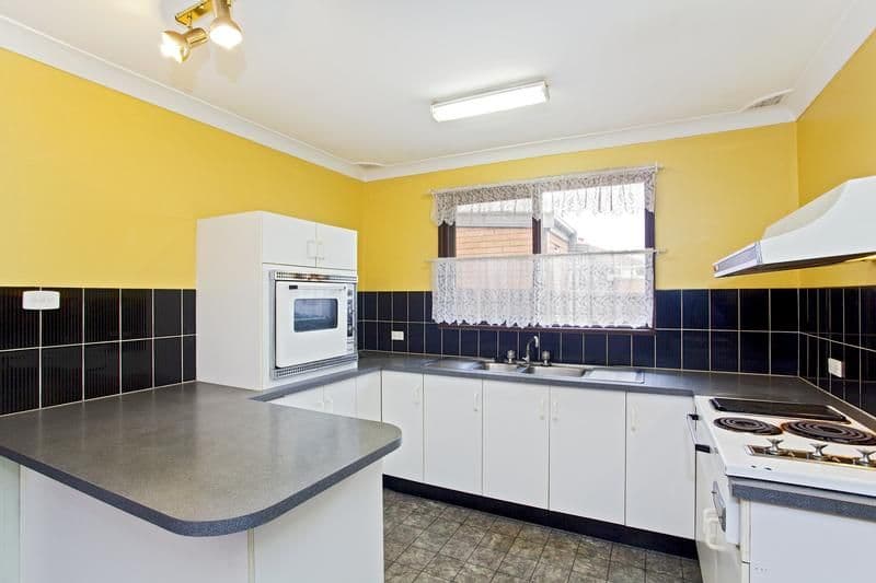 9 Clarence Street, MACQUARIE FIELDS NSW 2564, Macquarie Fields - Thumbnail 3