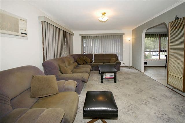 92 Langdon Street, CRAIGIEBURN VIC 3064, Craigieburn - Thumbnail 2
