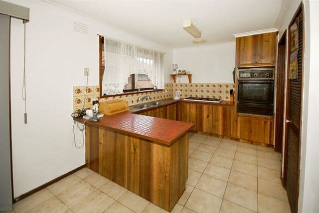 92 Langdon Street, CRAIGIEBURN VIC 3064, Craigieburn - Thumbnail 4