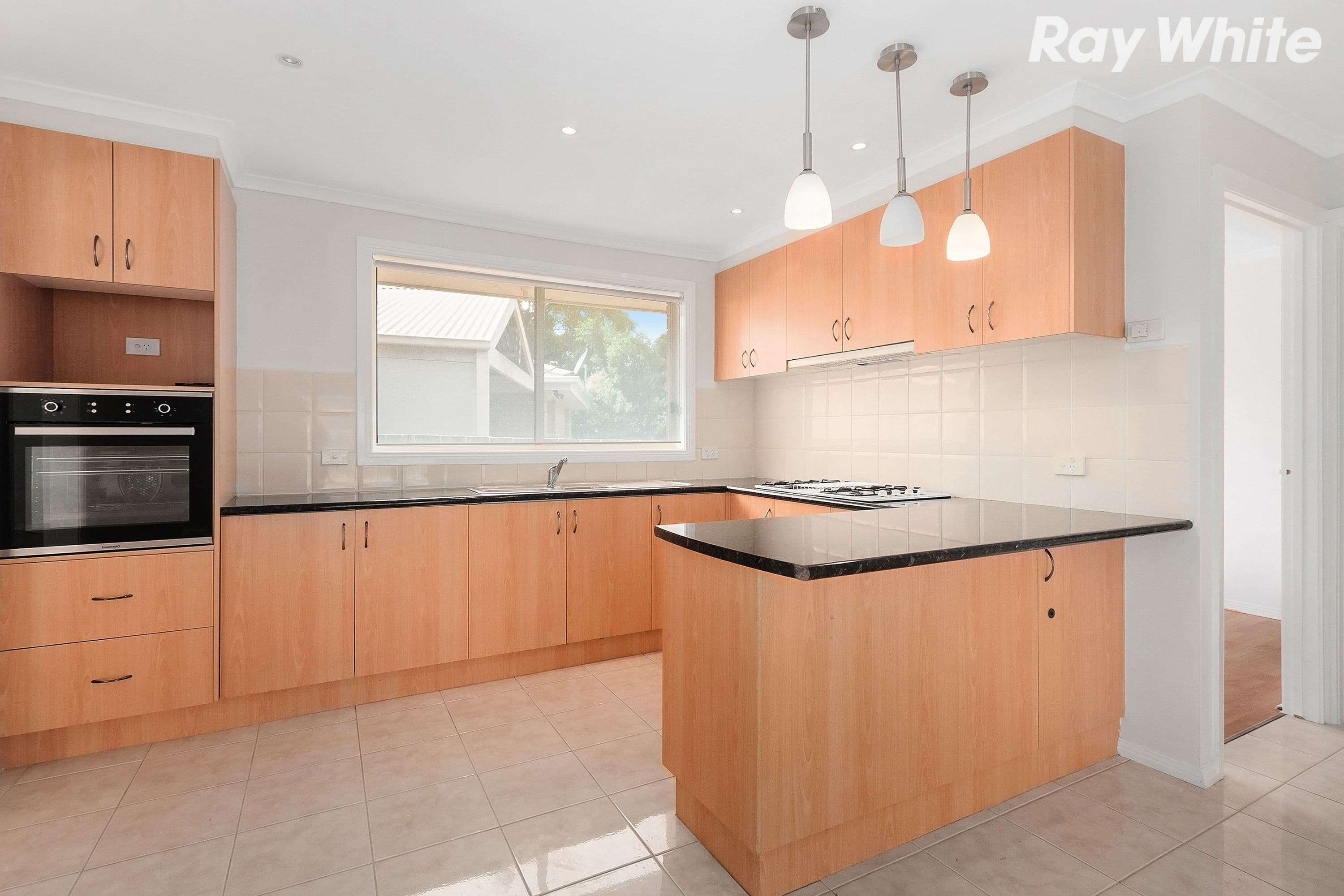 5 Gus Court, Pakenham VIC 3810, Pakenham - Thumbnail 5