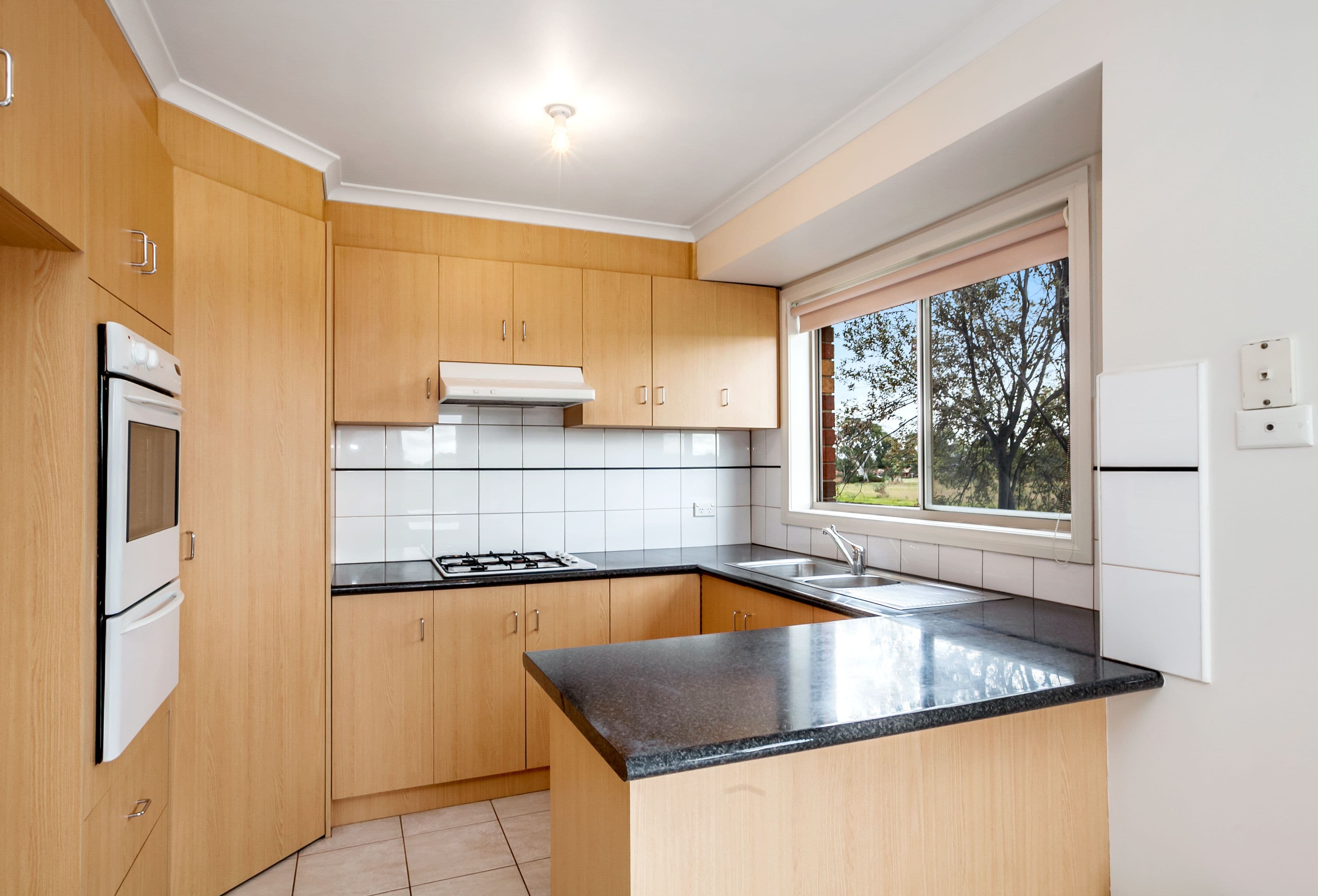 17B Buick Crescent, Mill Park VIC 3082, Mill Park - Thumbnail 2