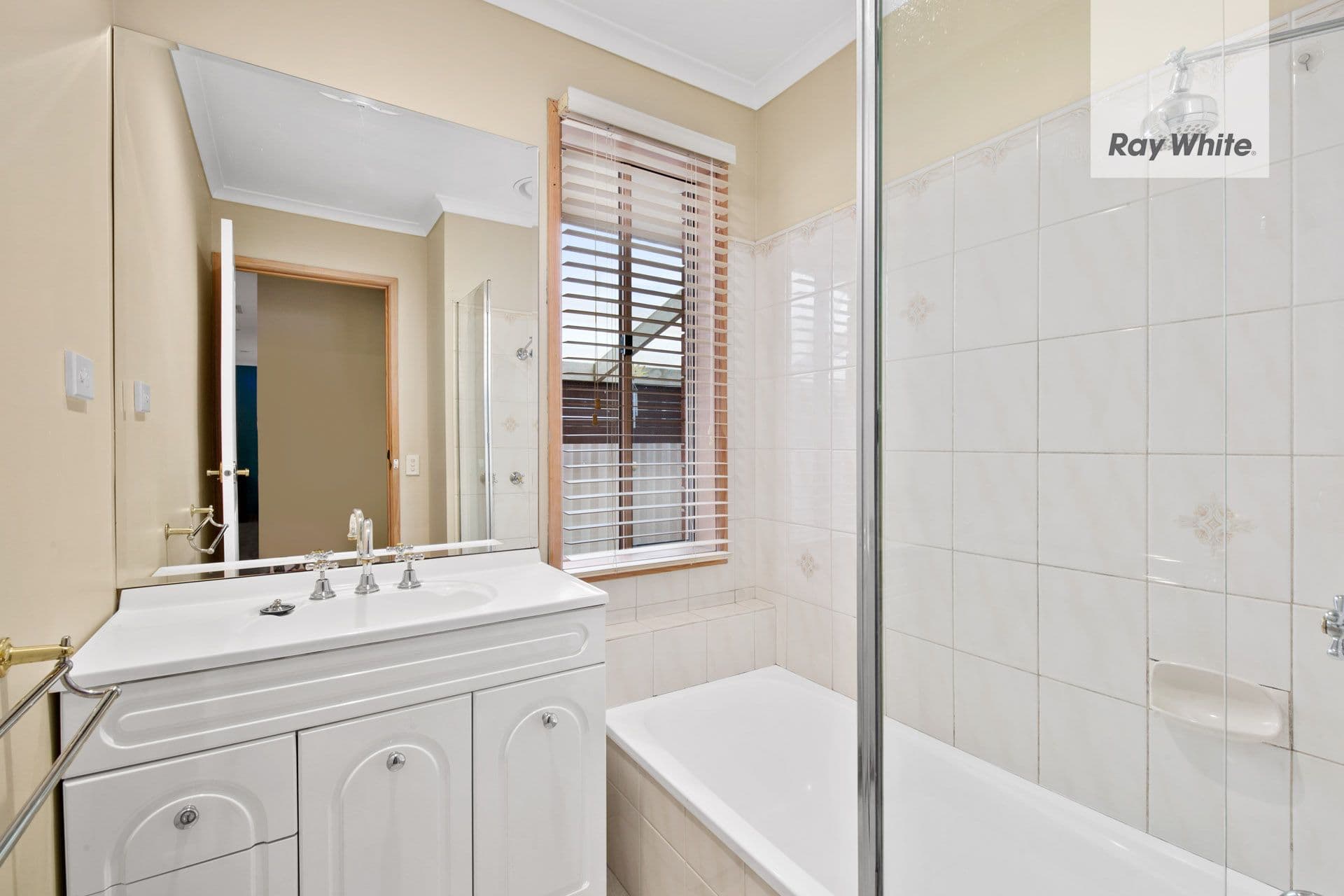 19 Rosella Walk, South Morang VIC 3752, South Morang - Thumbnail 6