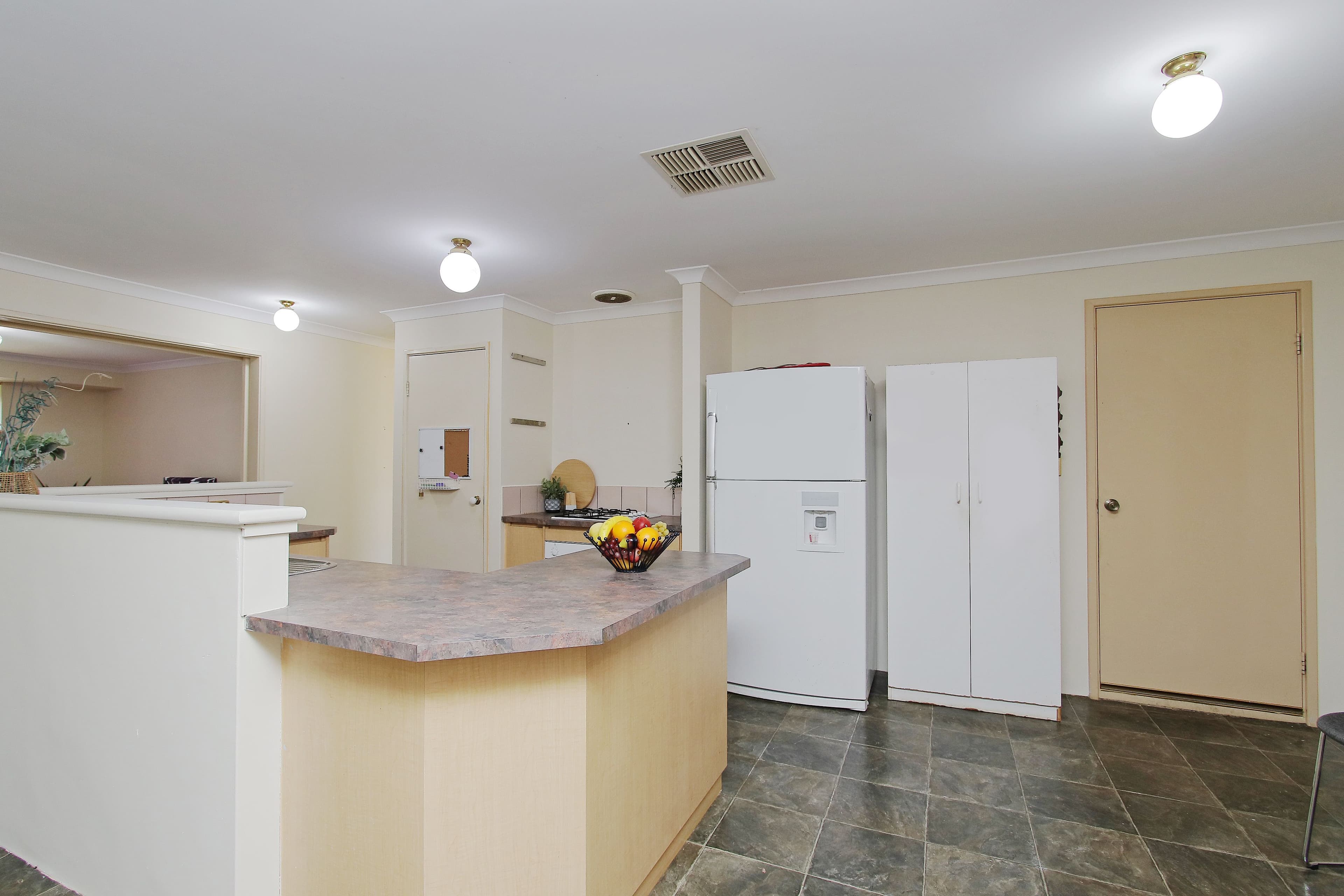 20 Montilla Crescent, Port Kennedy WA 6172, Port Kennedy - Thumbnail 7
