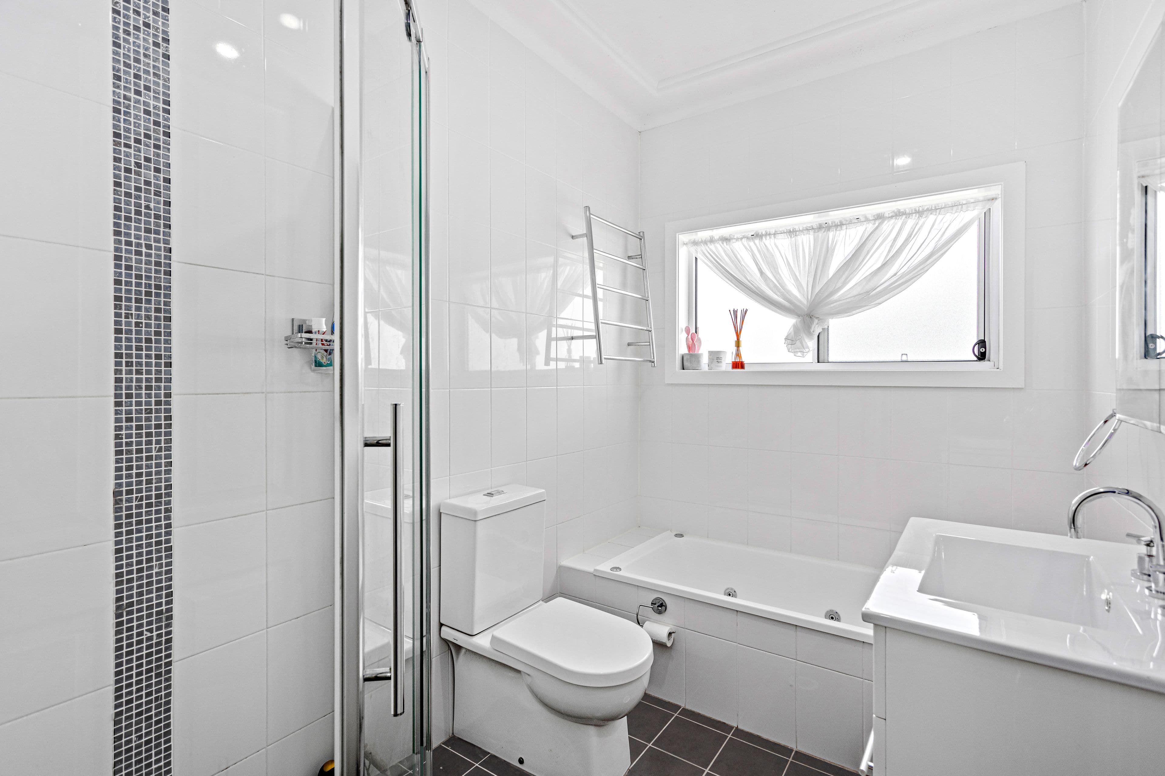 67 Griffiths Street, Oak Flats NSW 2529, Oak Flats - Thumbnail 8