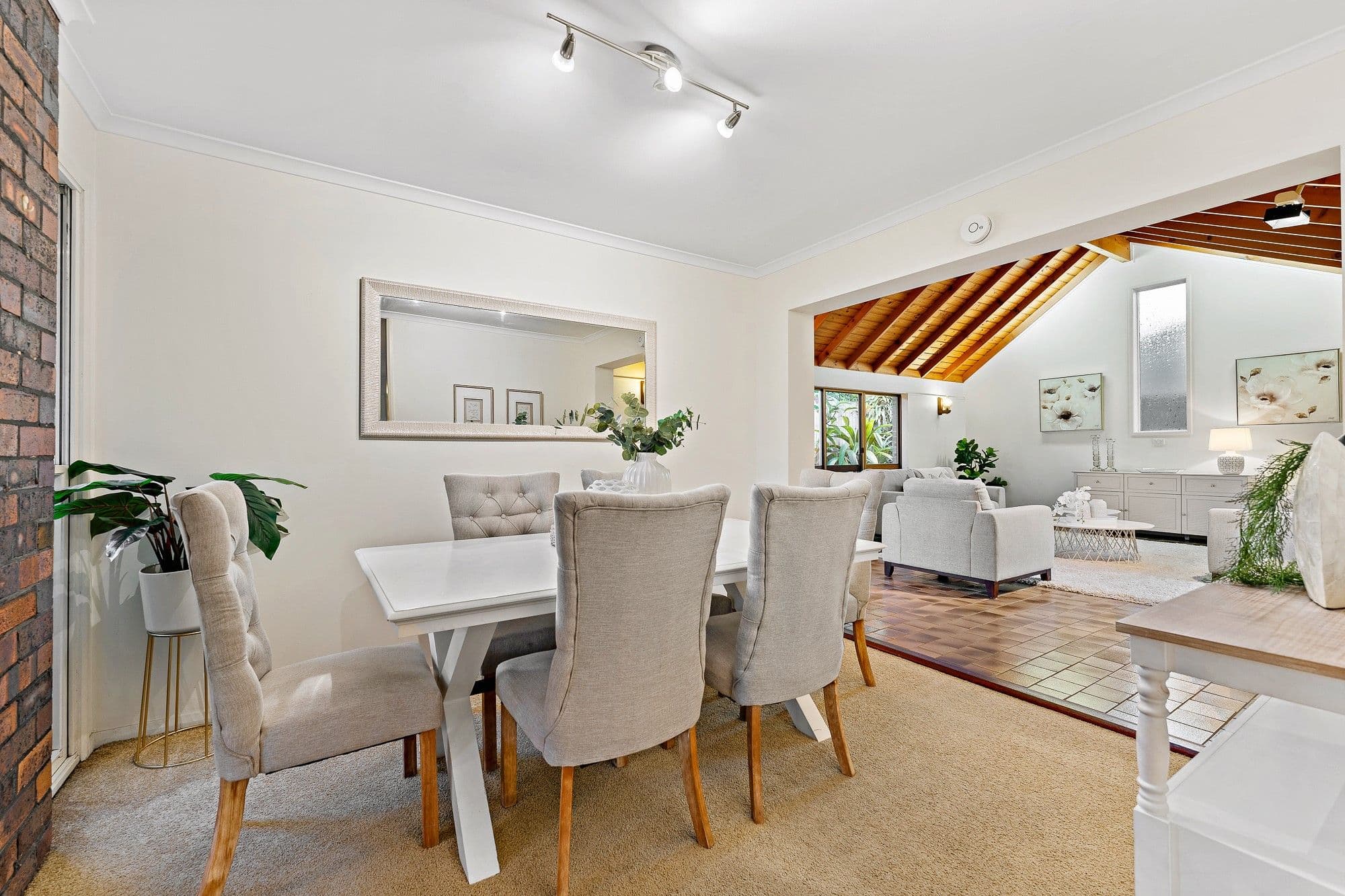 44 Pinecone Street, Sunnybank QLD 4109, Sunnybank - Thumbnail 4