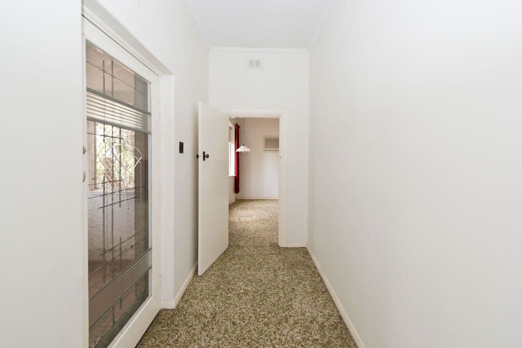 1 Myponga Terrace, Broadview SA 5083, Broadview - Thumbnail 8