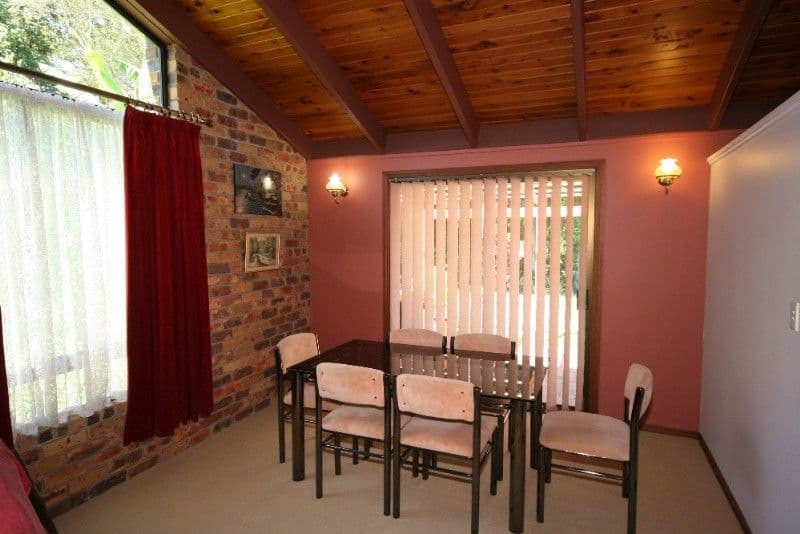 19 Larwood Street, UPPER MOUNT GRAVATT QLD 4122, Upper Mount Gravatt - Thumbnail 4