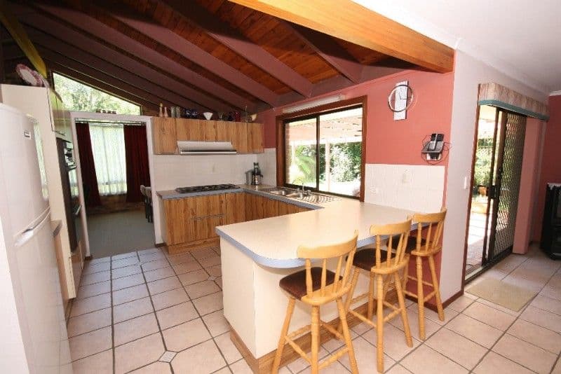 19 Larwood Street, UPPER MOUNT GRAVATT QLD 4122, Upper Mount Gravatt - Thumbnail 5