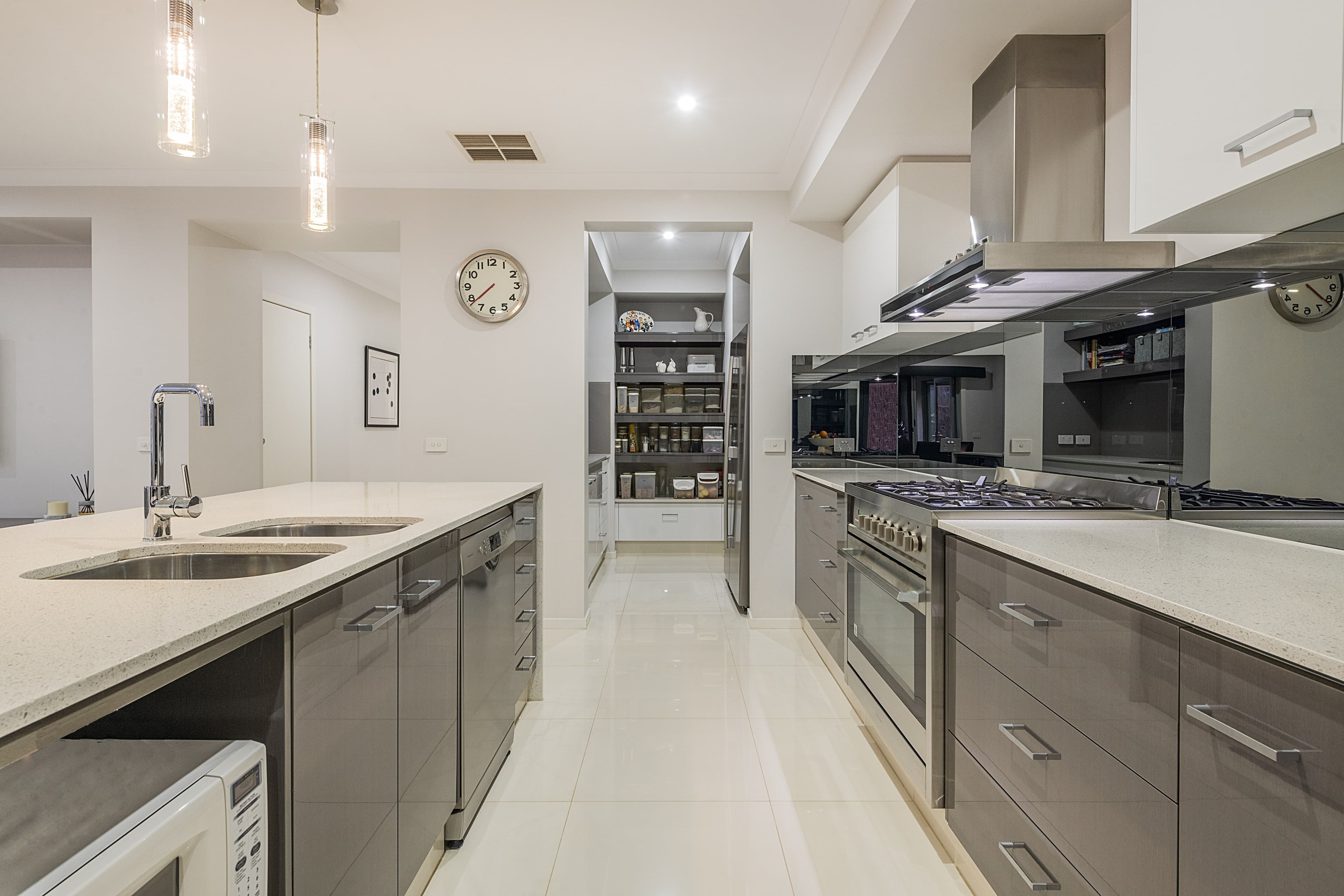 21 Stoneleigh Road, Cranbourne North VIC 3977, Cranbourne North - Thumbnail 4