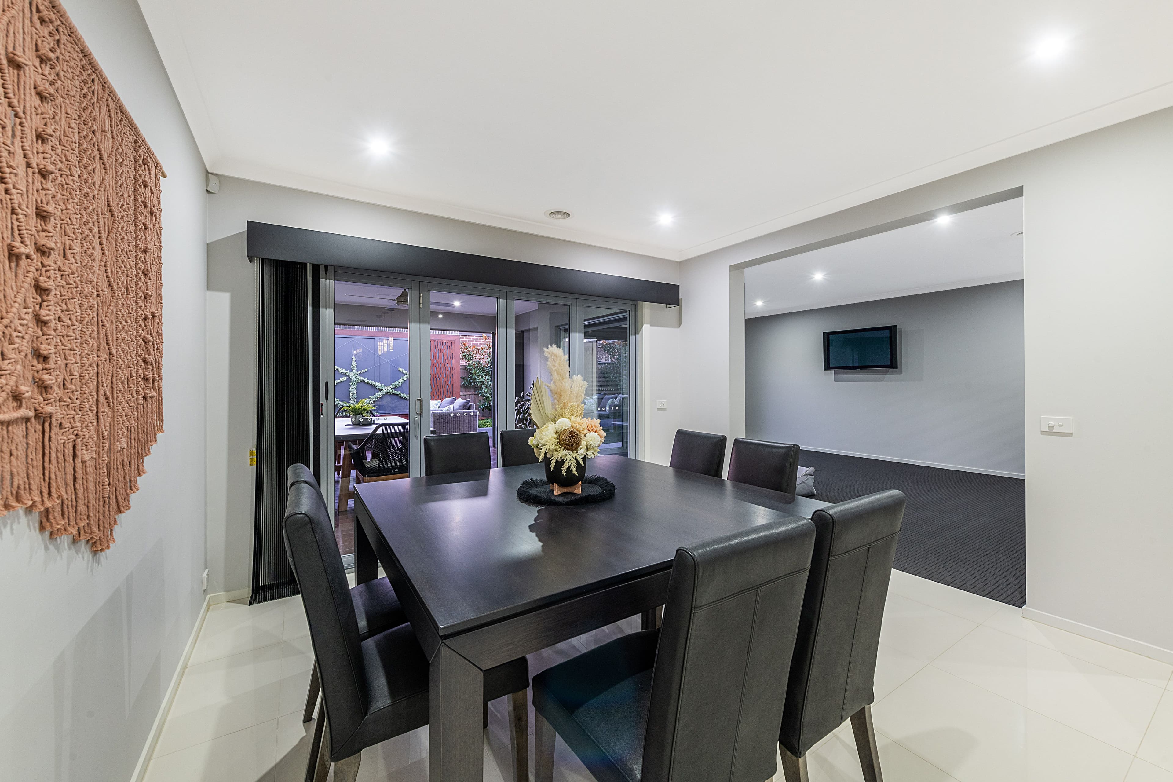 21 Stoneleigh Road, Cranbourne North VIC 3977, Cranbourne North - Thumbnail 5