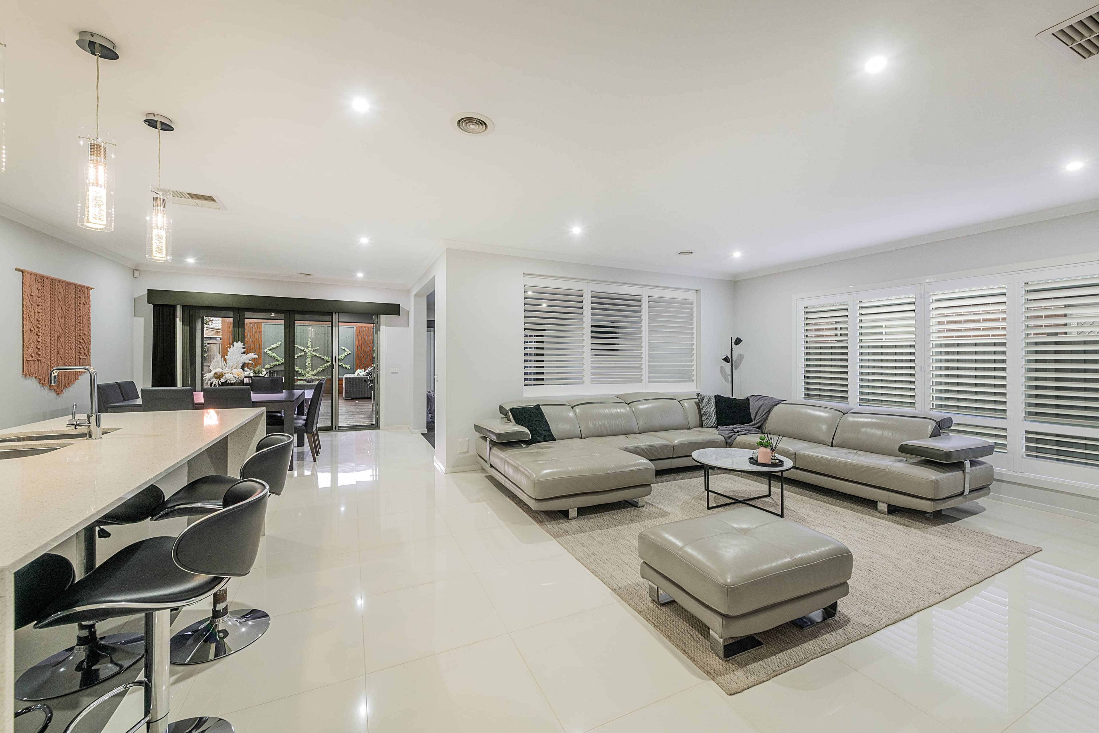 21 Stoneleigh Road, Cranbourne North VIC 3977, Cranbourne North - Thumbnail 6