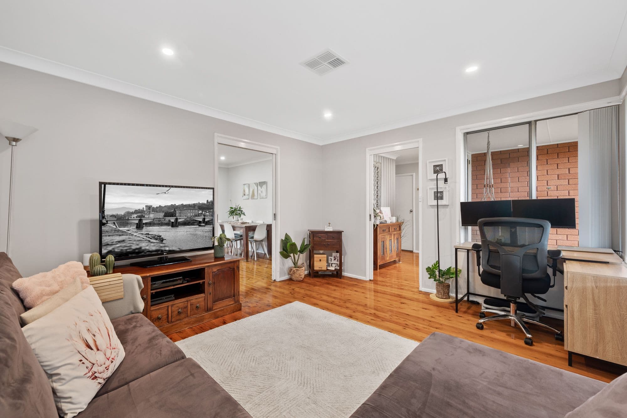 3 Johnson Avenue, Camden South NSW 2570, Camden South - Thumbnail 3