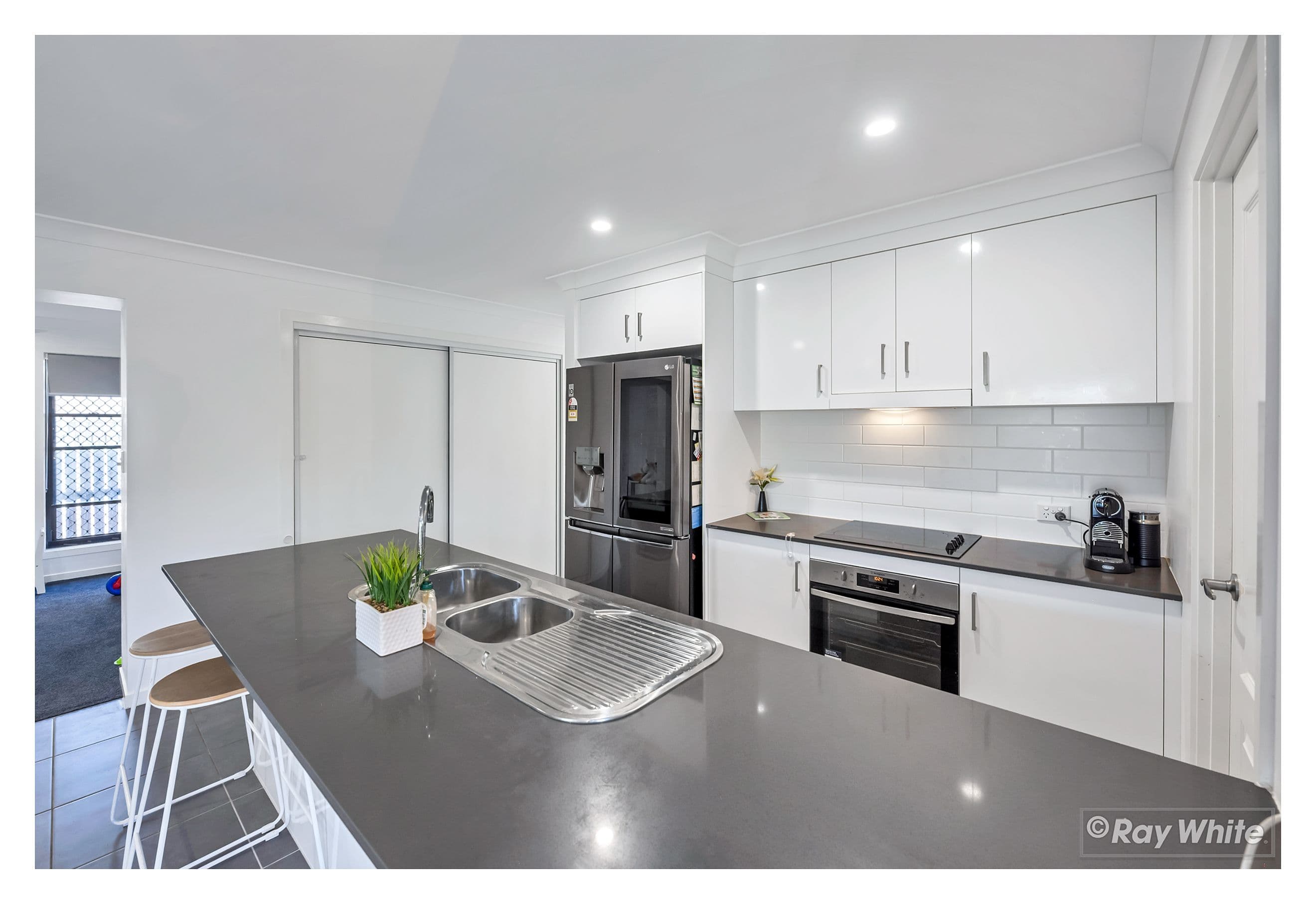 64 Varsity Crescent, Norman Gardens QLD 4701, Norman Gardens - Thumbnail 7