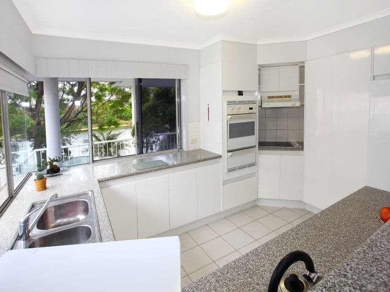 42 Emerton Court, ROBINA QLD 4226, Robina - Thumbnail 6