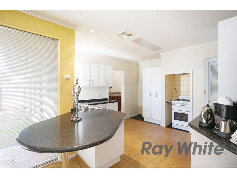 14 Williamson Road, Kardinya WA 6163, Kardinya - Thumbnail 2