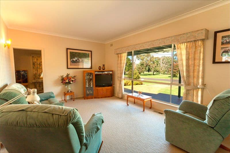 27 Kelly Avenue, GRIFFITH NSW 2680, Griffith - Image 1