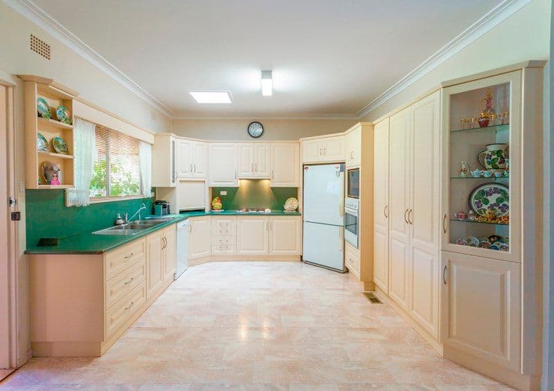 27 Kelly Avenue, GRIFFITH NSW 2680, Griffith - Thumbnail 2