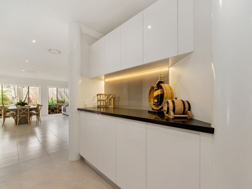 6 Strathford Court, Parkwood QLD 4214, Parkwood - Thumbnail 7