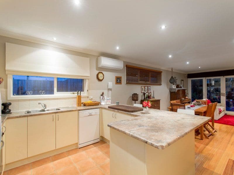 30 Neil Street, FRANKSTON SOUTH VIC 3199, Frankston South - Thumbnail 3