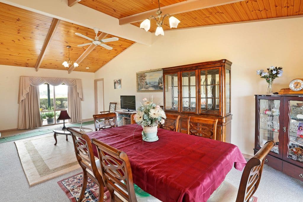 45 Canterbury Road West, Lara VIC 3212, Lara - Thumbnail 4