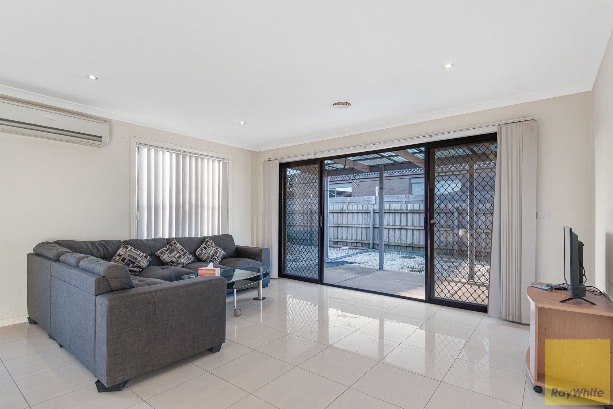 6 Fetlock Drive, Truganina VIC 3029, Truganina - Thumbnail 4
