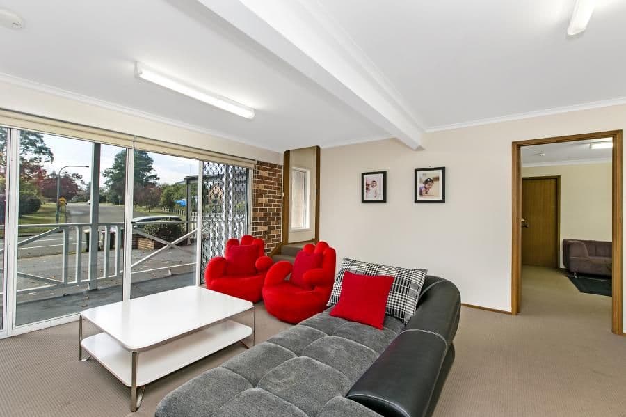 57a Macquarie Drive, CHERRYBROOK NSW 2126, Cherrybrook - Thumbnail 3
