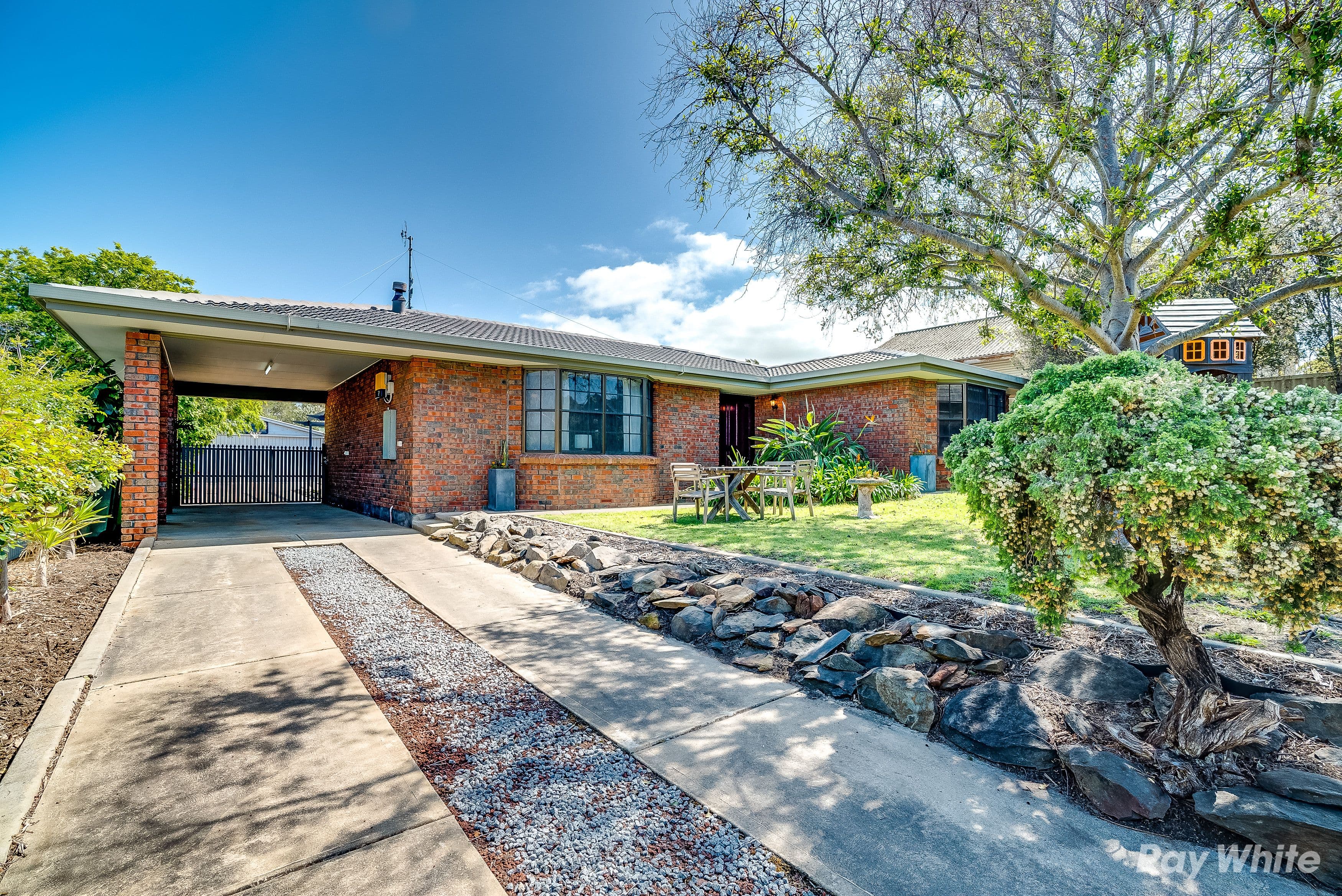 11 SOMERS Road, Victor Harbor SA 5211, Victor Harbor - Image 1