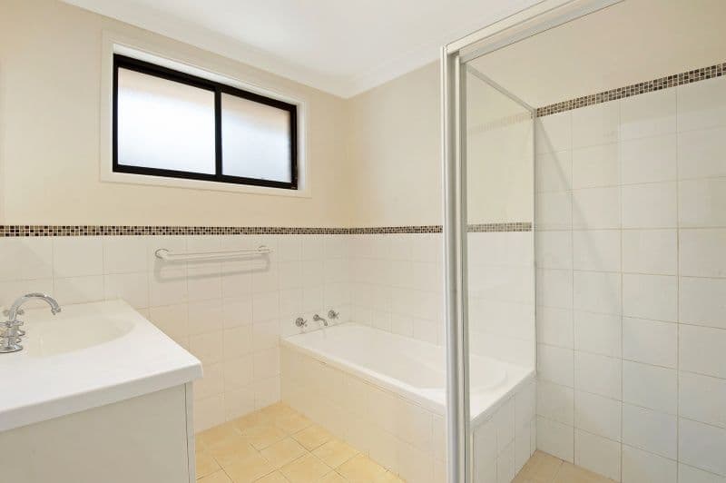 3 Gladys Avenue, BERKELEY VALE NSW 2261, Berkeley Vale - Thumbnail 4