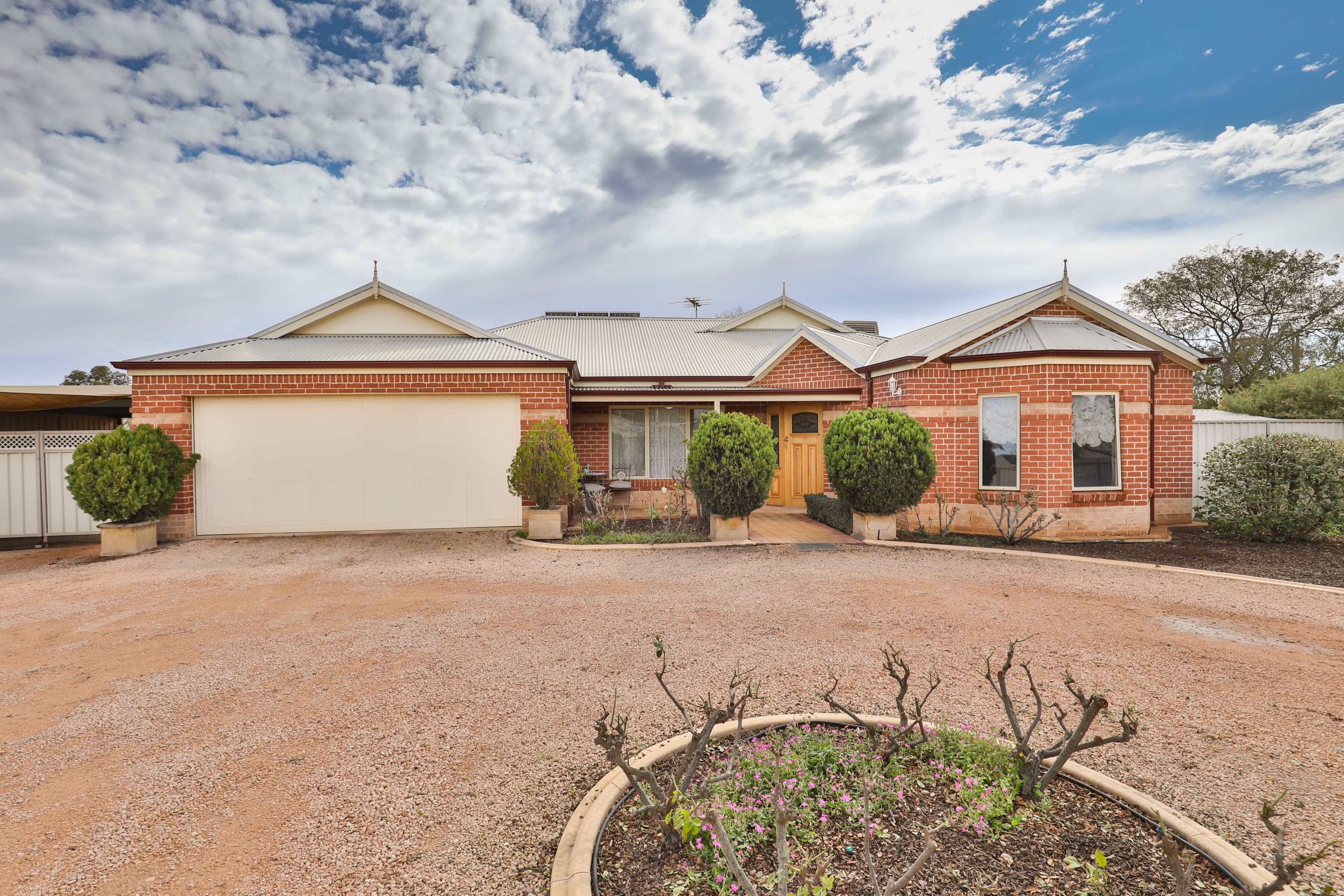 589 Sandilong Avenue, Irymple VIC 3498, Irymple - Image 1