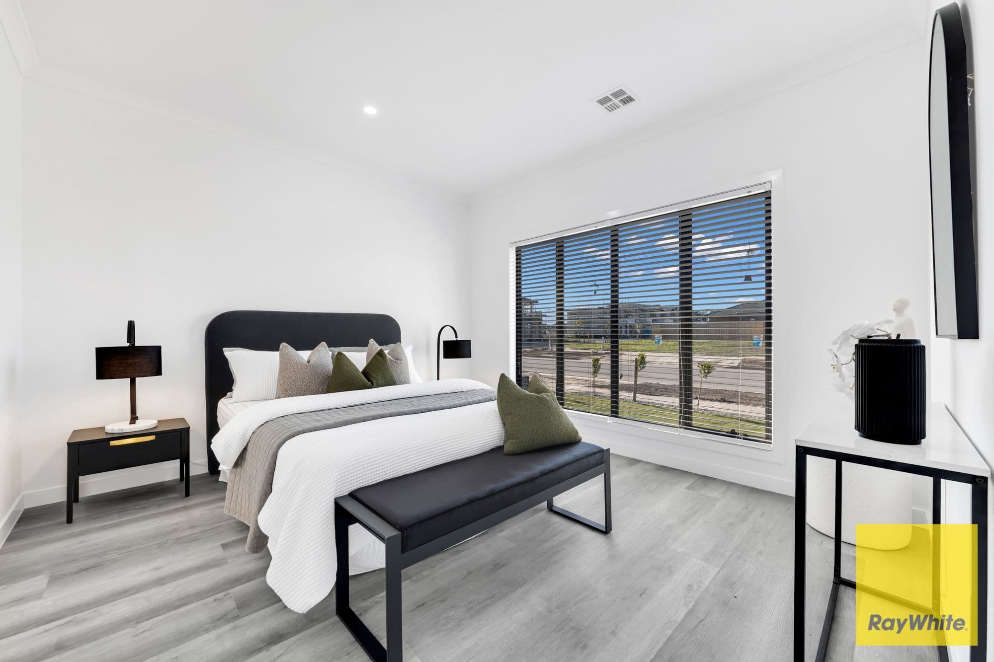4 Bartle Way, Donnybrook VIC 3064, Donnybrook - Thumbnail 4
