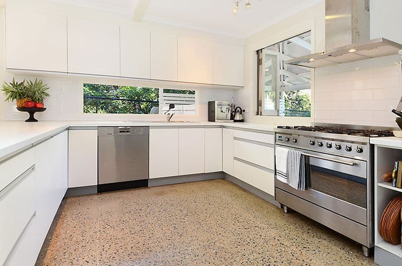 16 Frances Avenue, Wooloowin QLD 4030, Wooloowin - Thumbnail 3