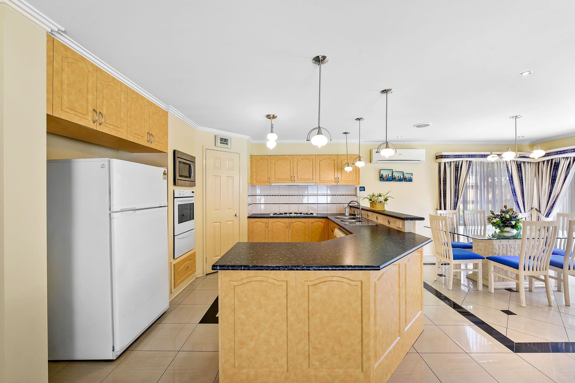 7 Blake Street, Berwick VIC 3806, Berwick - Thumbnail 4