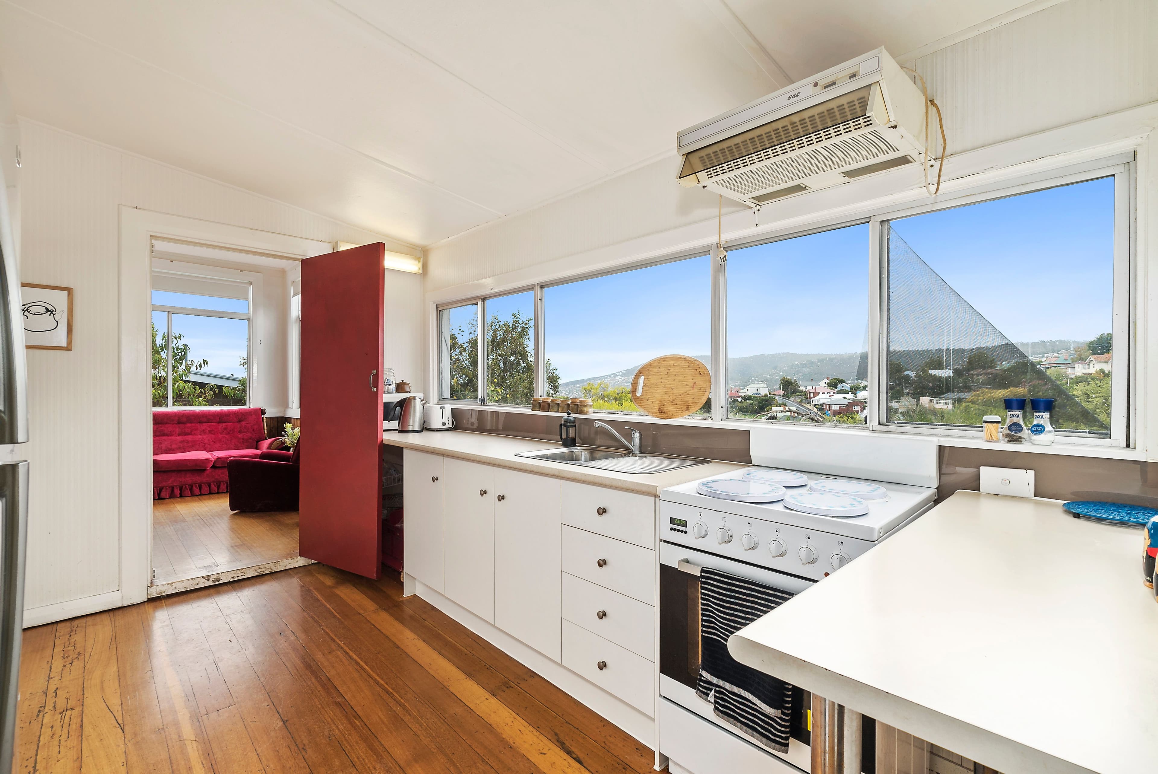 14 Cavell Street, West Hobart TAS 7000, West Hobart - Thumbnail 4