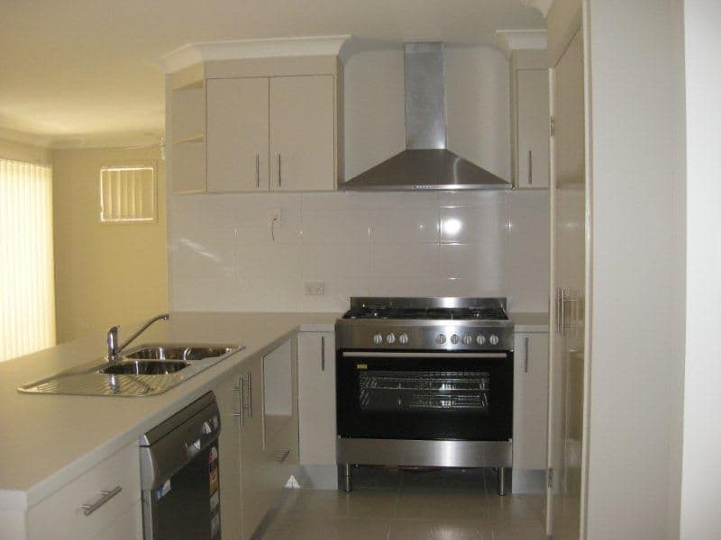 20 Flower Place, RICHLANDS QLD 4077, Richlands - Image 1
