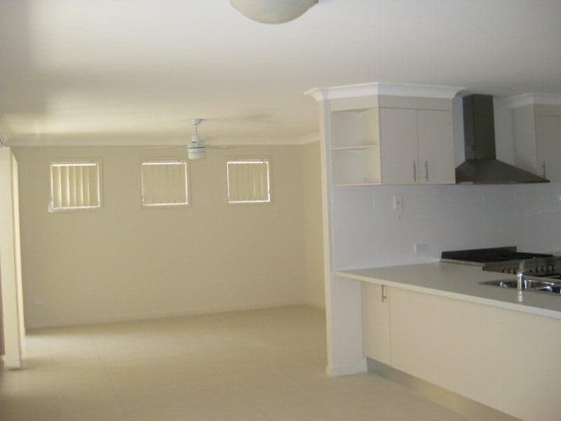 20 Flower Place, RICHLANDS QLD 4077, Richlands - Thumbnail 3