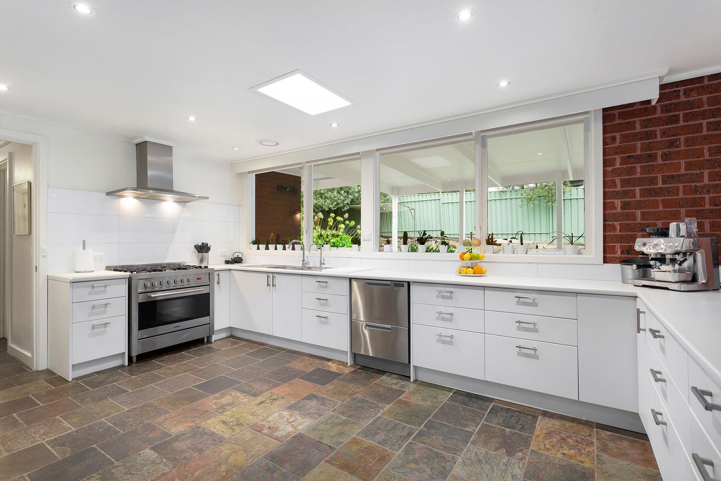 1356 Main Road, Eltham VIC 3095, Eltham - Thumbnail 3
