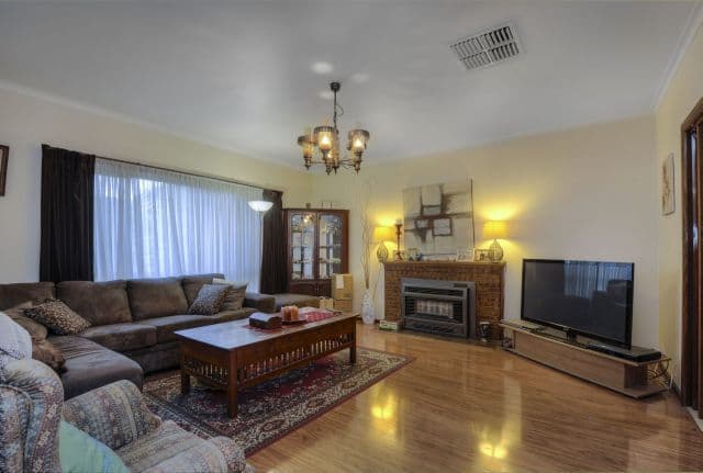 58 Dundee Street, Reservoir VIC 3073, Reservoir - Thumbnail 3