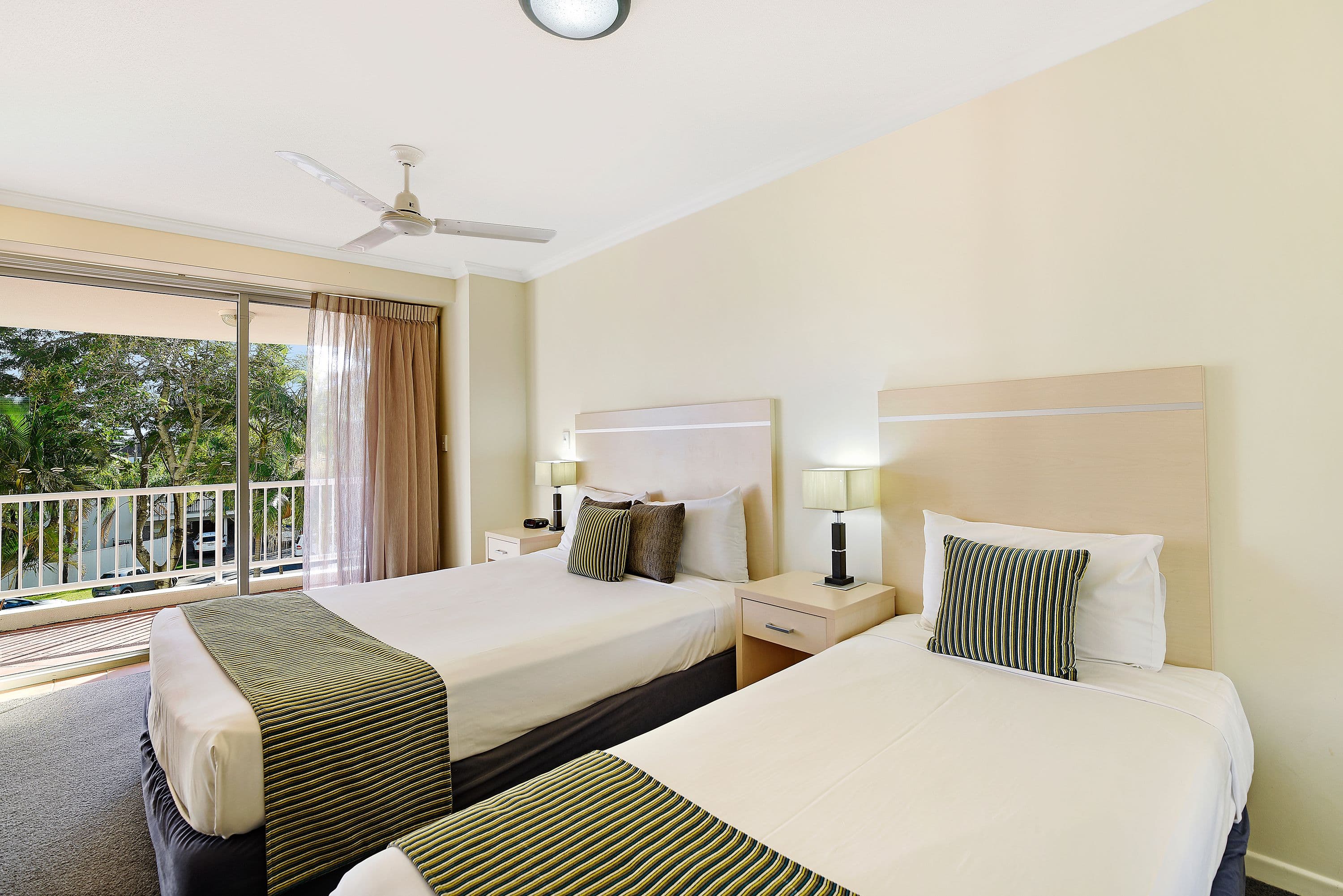 132 Ferny Avenue, Surfers Paradise QLD 4217, Surfers Paradise - Thumbnail 6