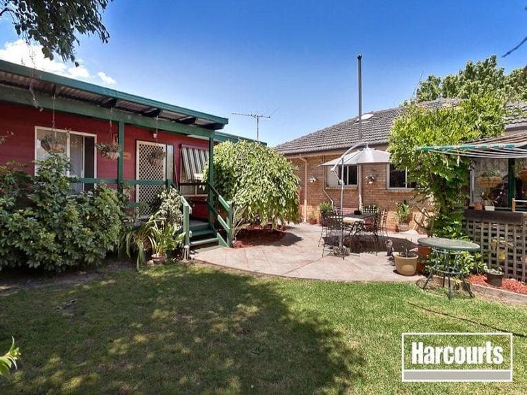 13 Oswald Street, Dandenong, Dandenong - Thumbnail 8