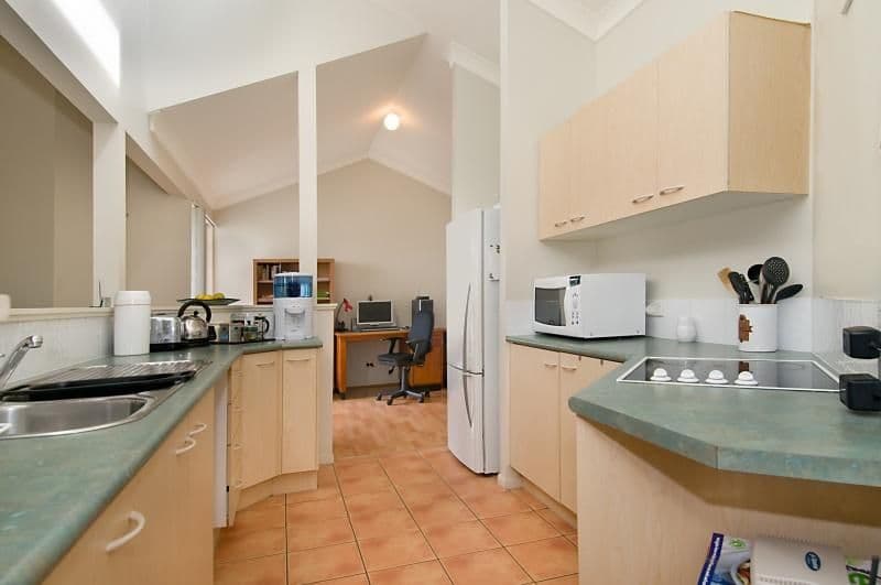 37 Woorama Road, THE GAP QLD 4061, The Gap - Thumbnail 2