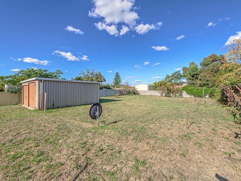 47 Lewington Street, ROCKINGHAM WA 6168, Rockingham - Thumbnail 3