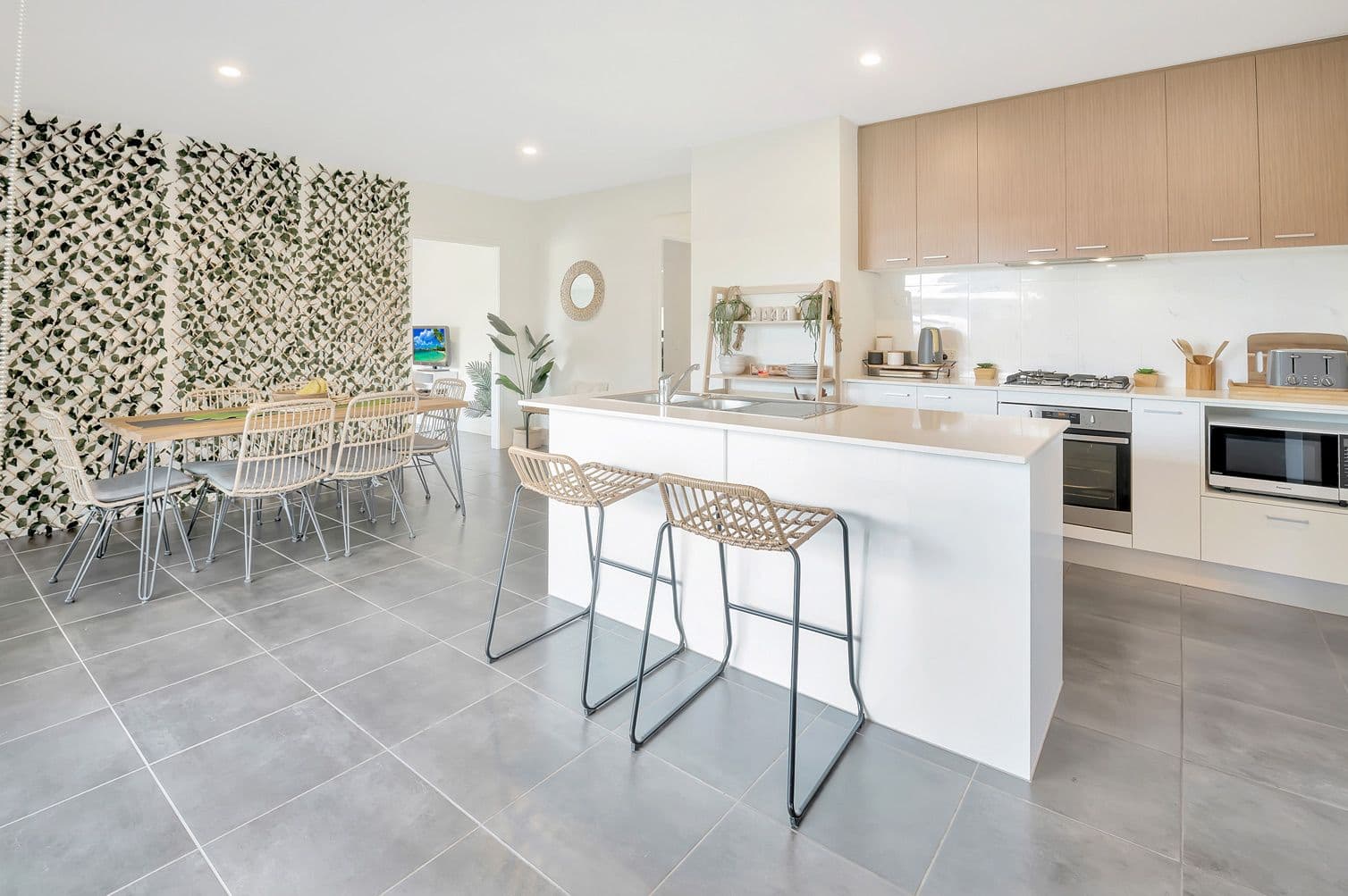 24 Crinum Circuit, Coomera QLD 4209, Coomera - Thumbnail 2