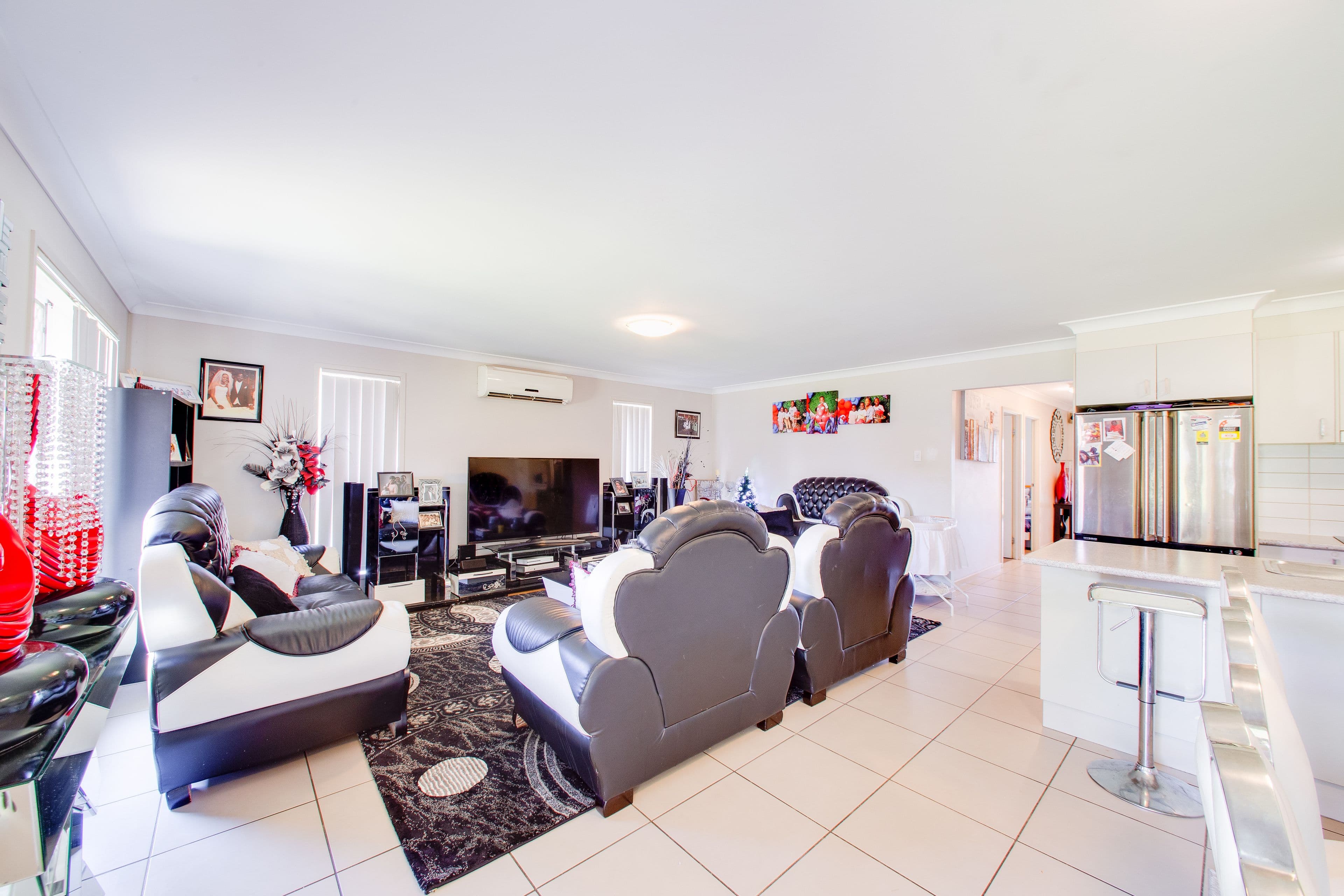 11 Habben Court, BUNDAMBA QLD 4304, Bundamba - Thumbnail 2