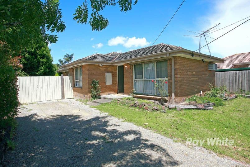 18 Fenfield Street, CRANBOURNE VIC 3977, Cranbourne - Thumbnail 8